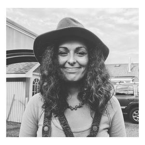 Meet your Posher, Lori